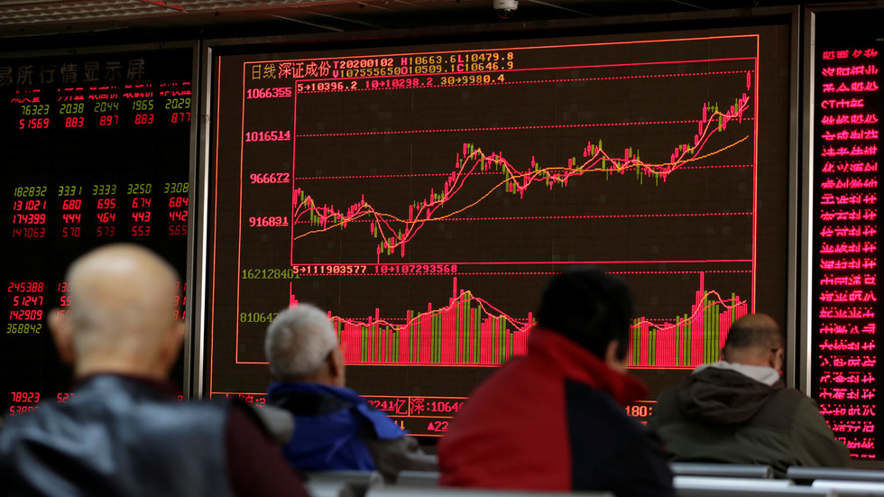 Chinese market plunges